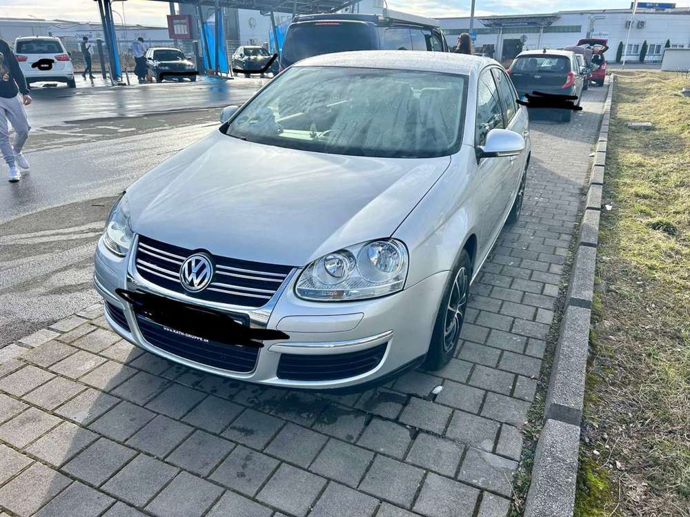 Volkswagen Jetta 1.6 Trendline