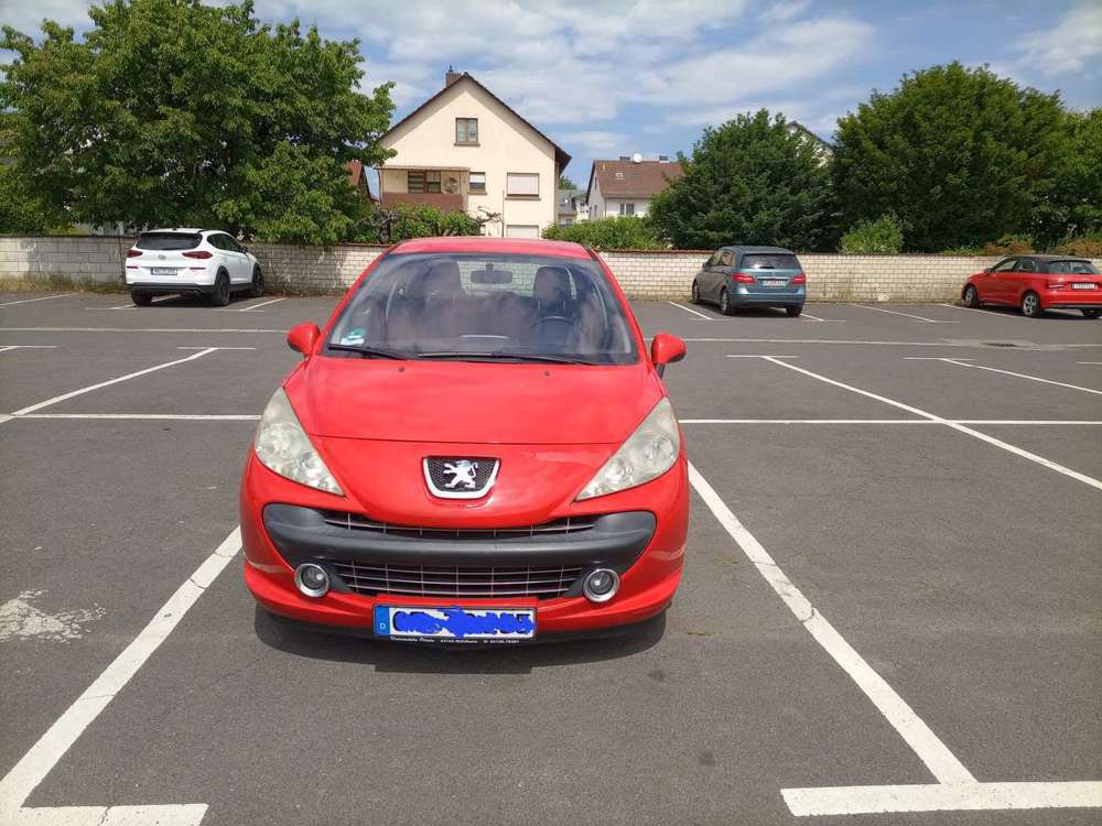 Peugeot 207 90+Filou