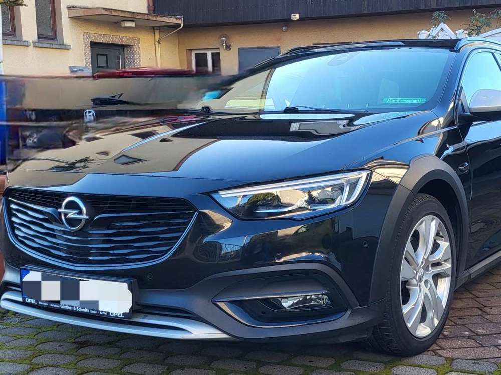 Opel Insignia Country Tourer 2.0 BiTrb D 4x4 Automatik Exclusive