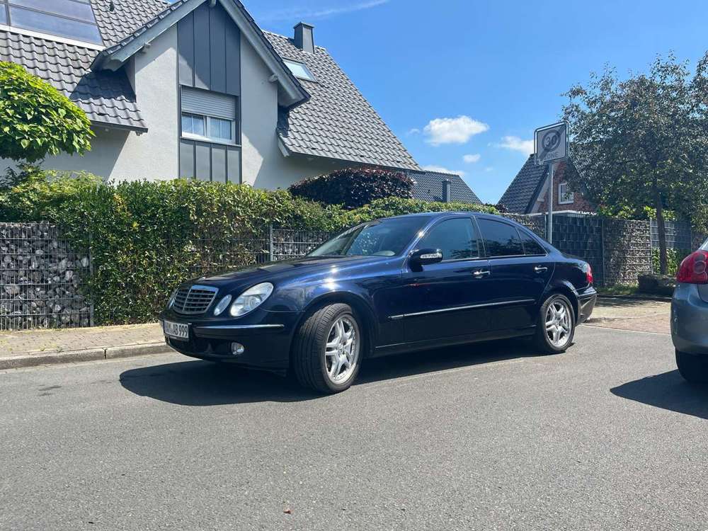 Mercedes-Benz E 200 Kompressor Automatik Elegance