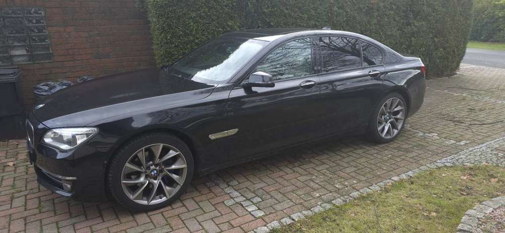 BMW 740 740d xDrive Individual