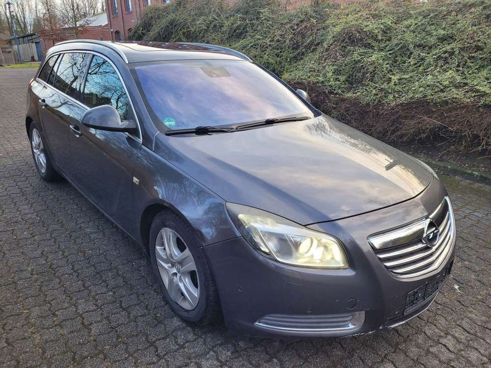 Opel Insignia Insignia 2.0 CDTI Sports Tourer Design Edition