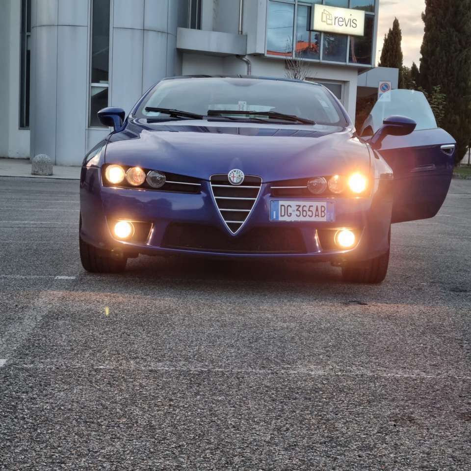 Alfa Romeo Brera 2.2 JTS 16V Sky View