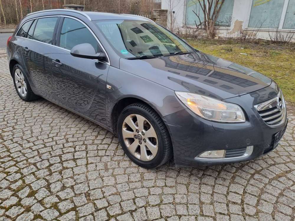 Opel Insignia Insignia Sports Tourer Diesel 2.0 CDTI Sports Tour