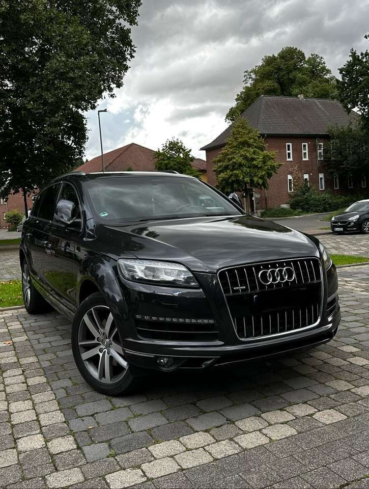 Audi Q7 3.0 TDI DPF quattro tiptronic