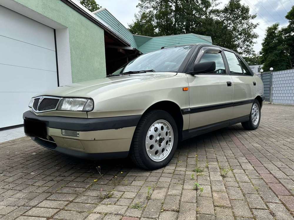 Lancia Delta 1.6 (836)