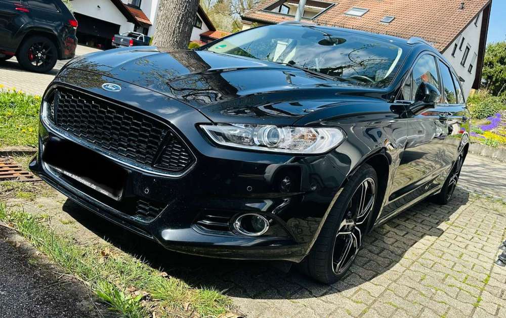 Ford Mondeo Mondeo Turnier 2.0 EcoBoost Start-Stopp Autom.Tita
