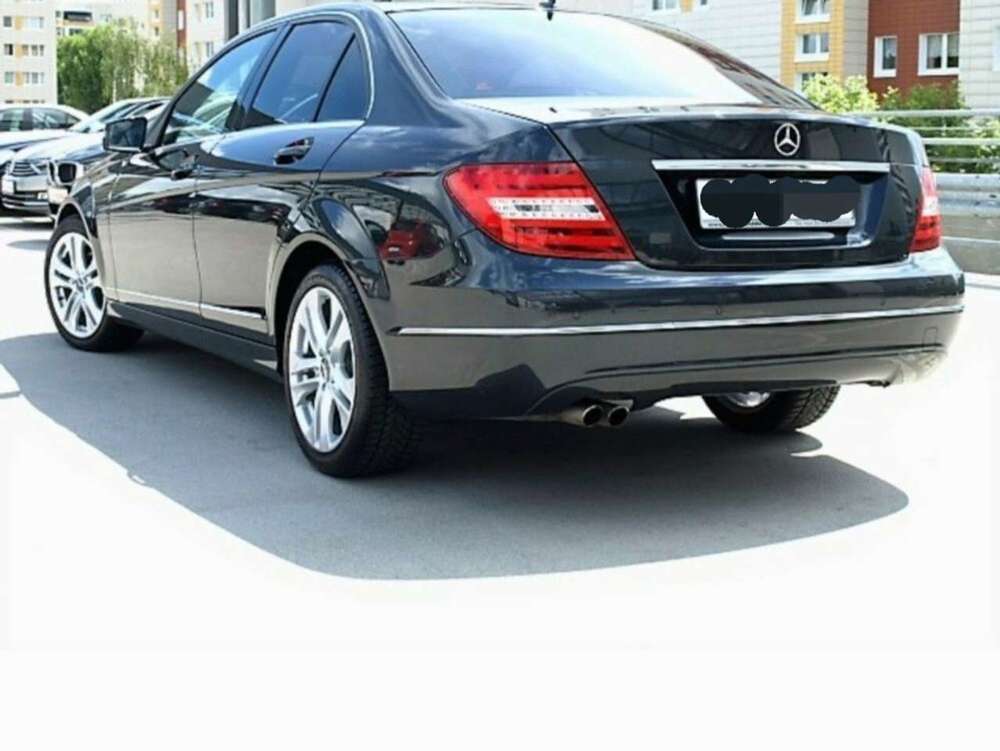 Mercedes-Benz C 180
