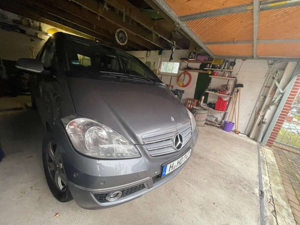 Mercedes-Benz A 180 A 180 Autotronic Avantgarde