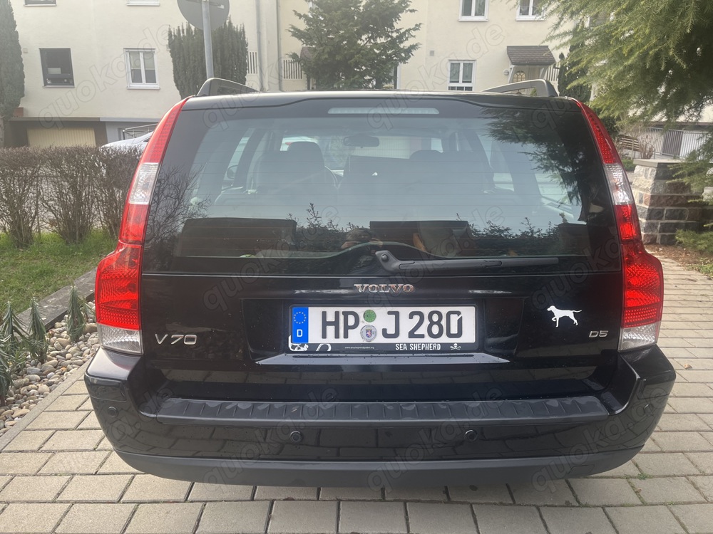 Volvo V70 2.4D AWD Summum 120kW Automatik Summum - TOP -