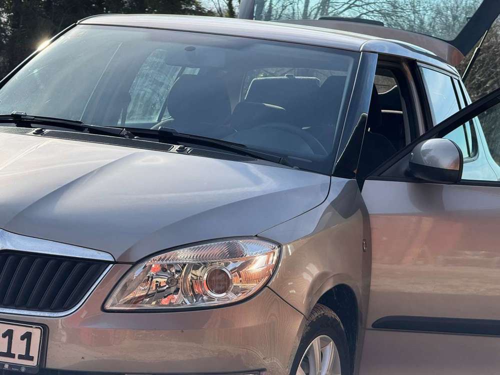 Skoda Fabia Fabia+1.2+TSI+Klima+PDC+Langstrecke+privat+TÜV