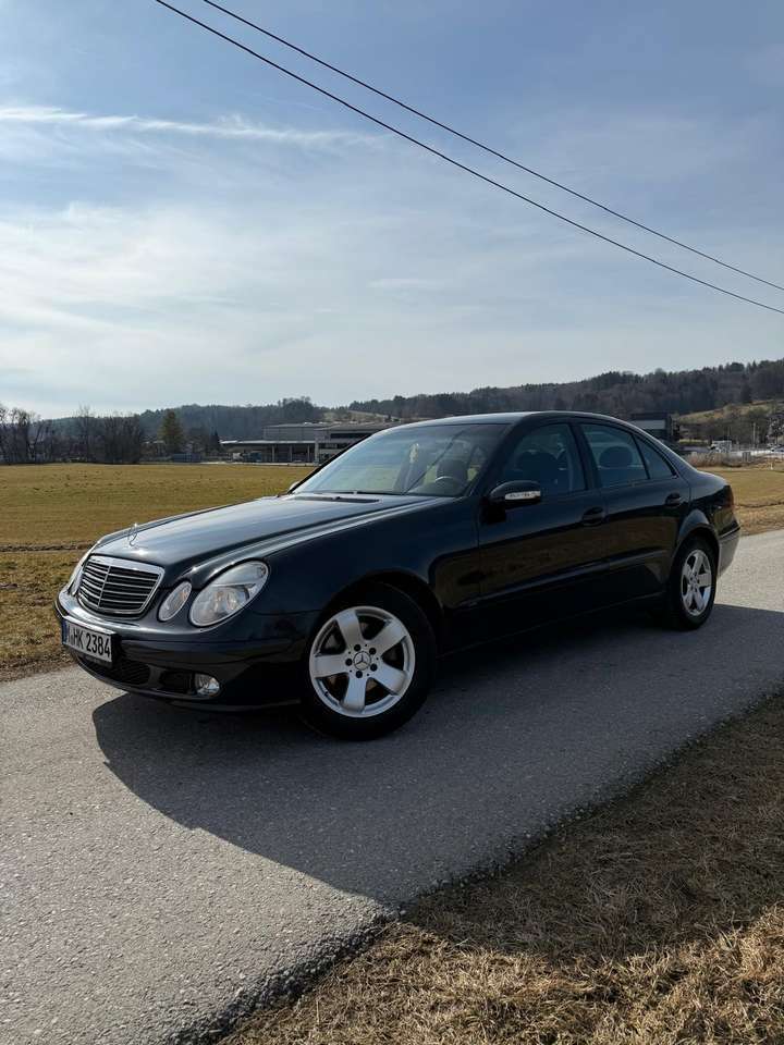 Mercedes-Benz E 240 T Classic