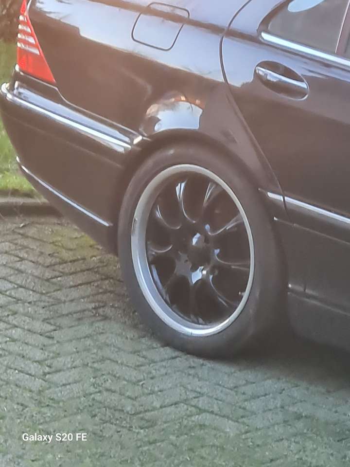Mercedes-Benz S 500
