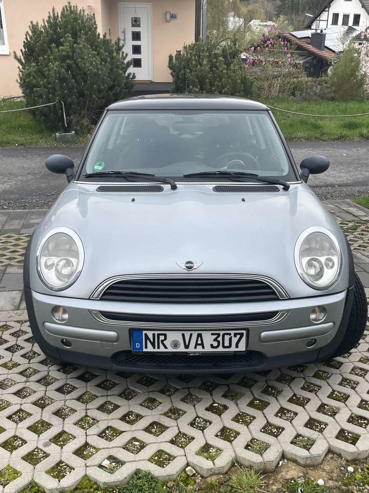 MINI One One