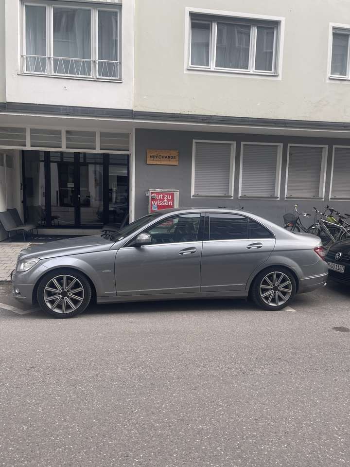 Mercedes-Benz C 350 T (BlueEFFICIENCY) 7G-TRONIC Elegance