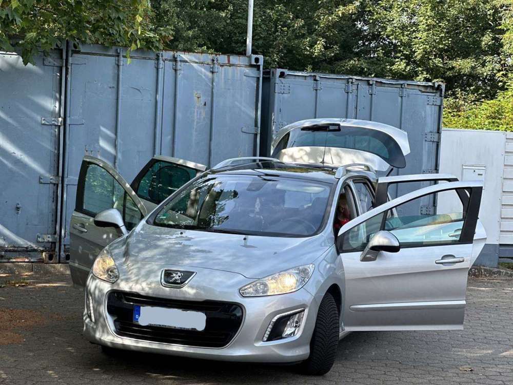 Peugeot 308 SW e-HDi FAP 110 StopStart Business Line Niveau 2