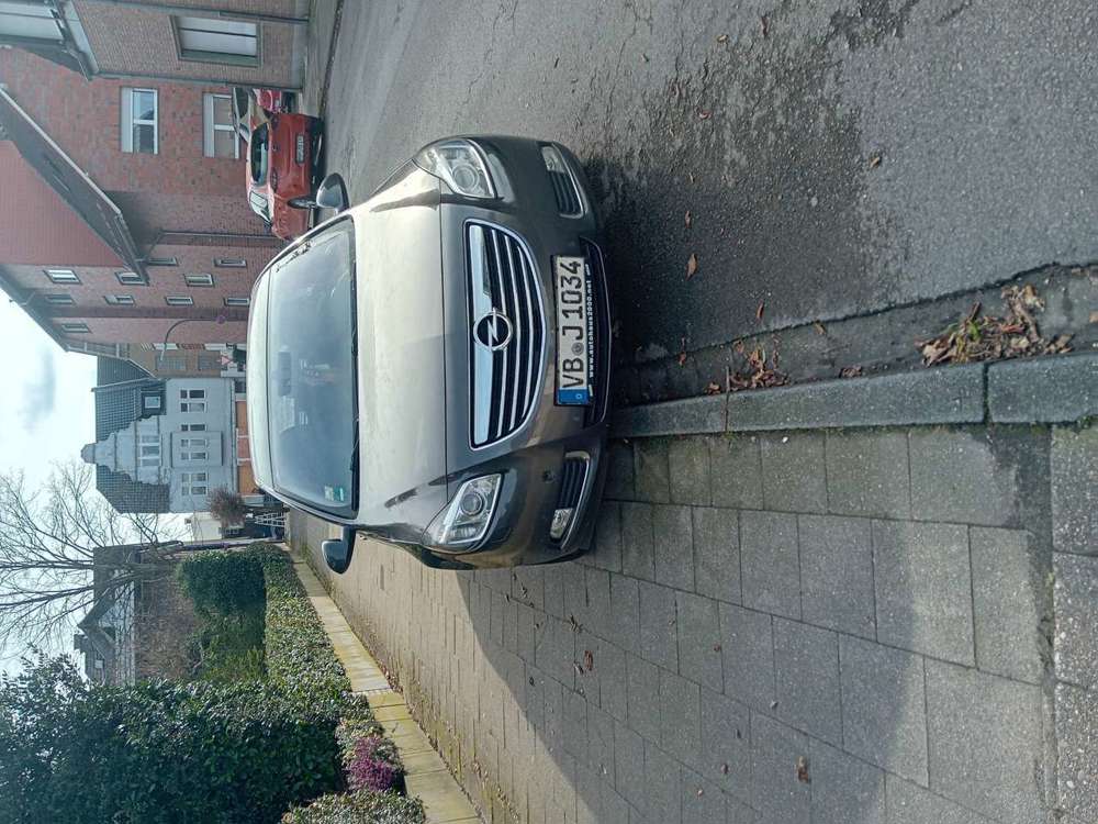 Opel Insignia 2.0 CDTI Edition