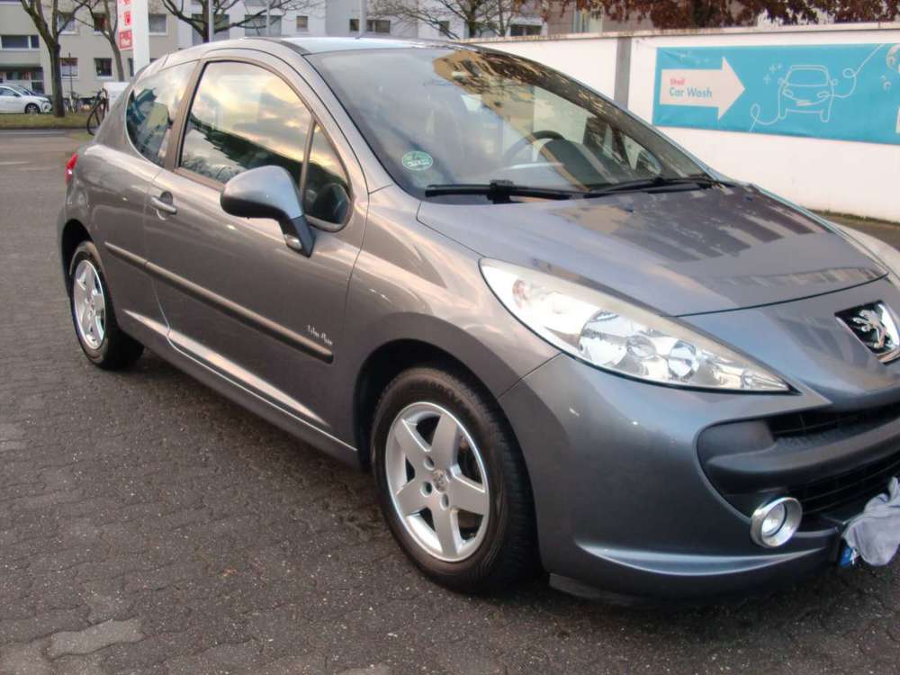 Peugeot 207 207 3-Türer 95 VTi Tendance