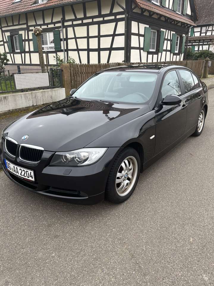 BMW 318 318i mit Flüssiggaßanlage TÜV bis 08/2026