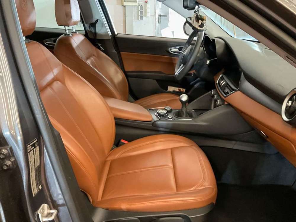 Alfa Romeo Giulia Giulia+2.2+Diesel+Super
