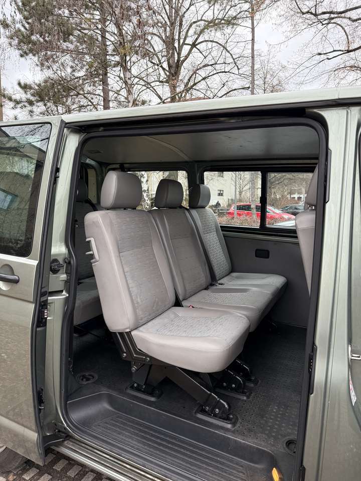 Volkswagen T5 Bus