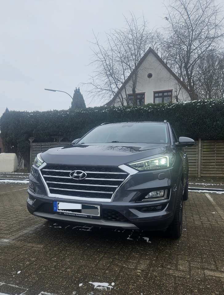 Hyundai TUCSON 2.0 CRDi 4WD Automatik Premium
