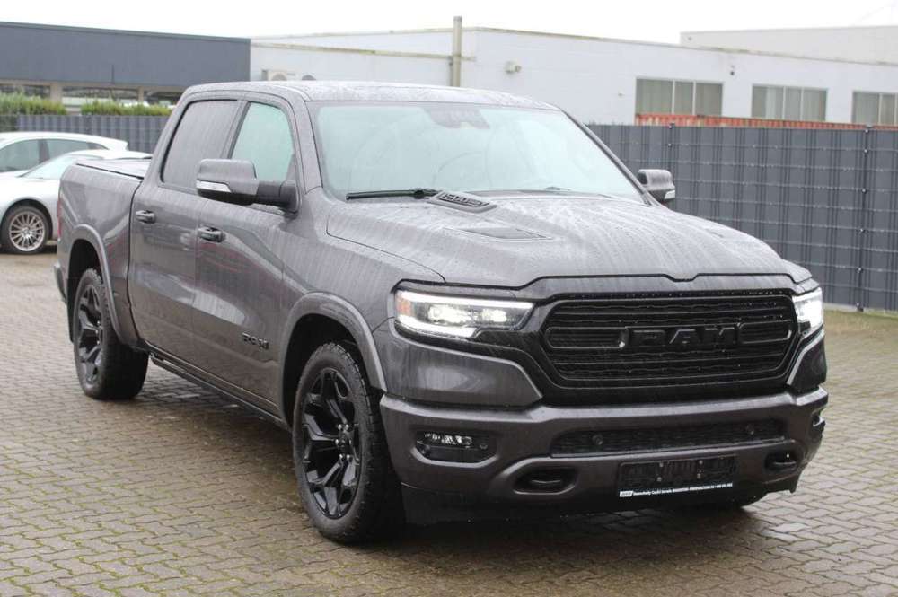 Dodge RAM 5,7 Limited  ~Pano~LED~4x4~AHK~Navi~