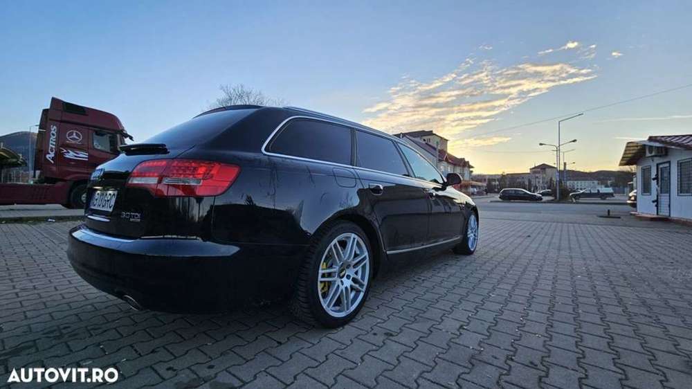 Audi A6 Avant 3.0 TDI DPF quattro tiptronic
