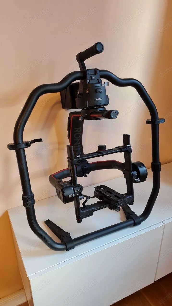 DJI Ronin 2 3-Axis Handheld Aerial Stabilizer  DJI Ronin 2 3-Axis Handheld Aerial Stabilizer