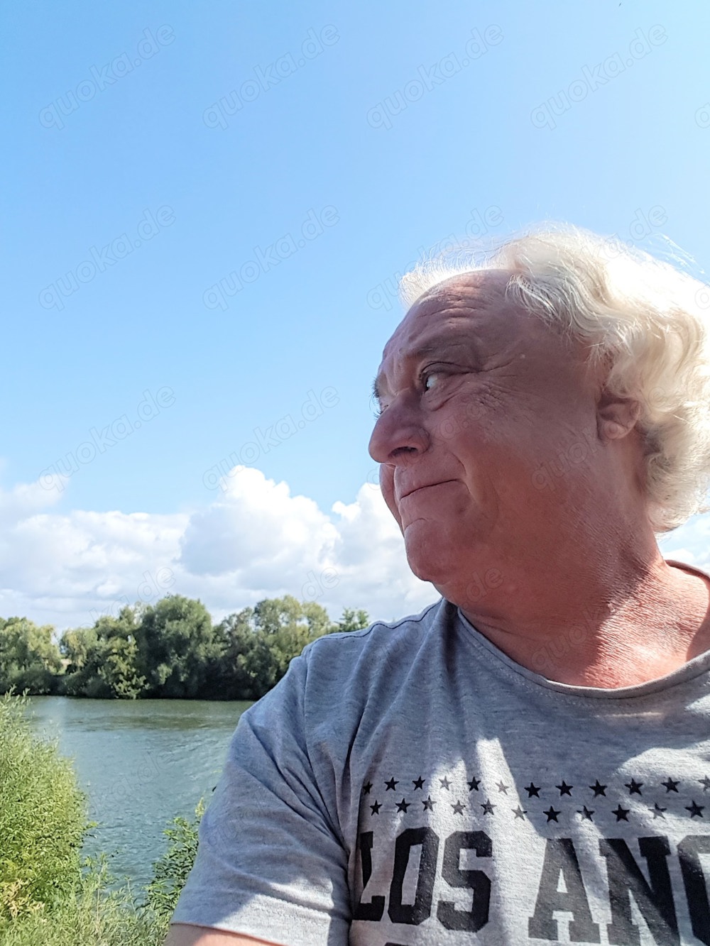 Hallo mein Nahme Heinz aus Edingen, Rentner. 65. 177. 85kg.blond .ras gepflegt fit.ich suche schon L