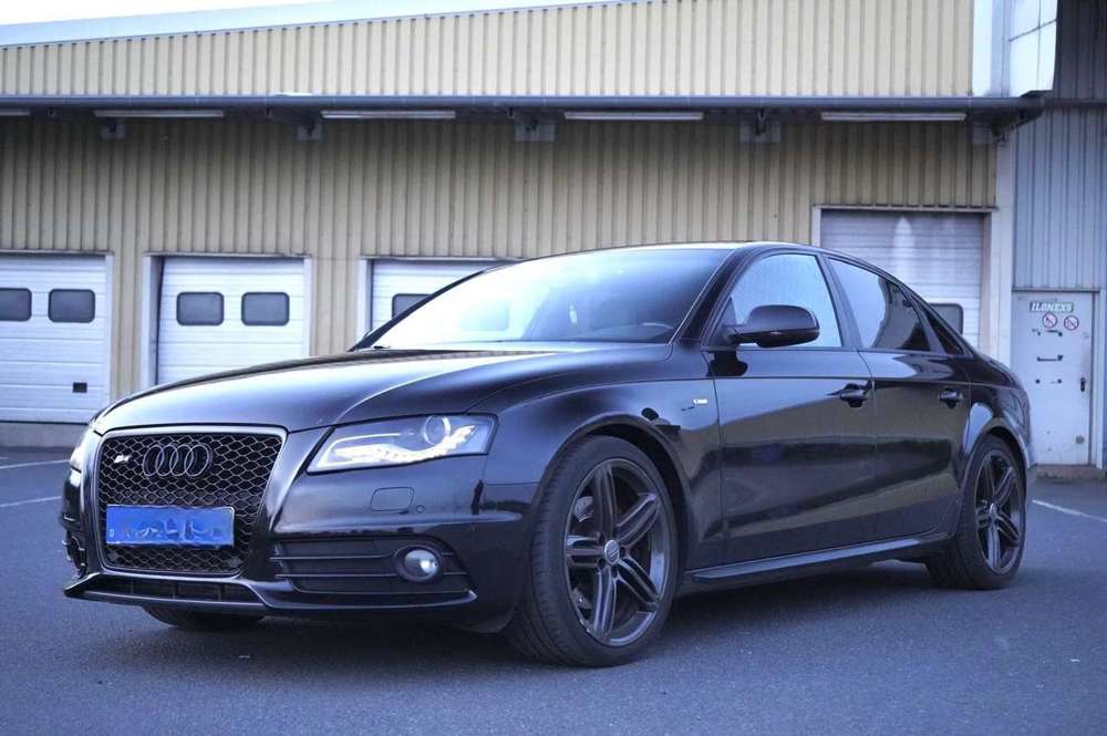 Audi A4 3.0 TDI DPF quattro S tronic line Sportpaket