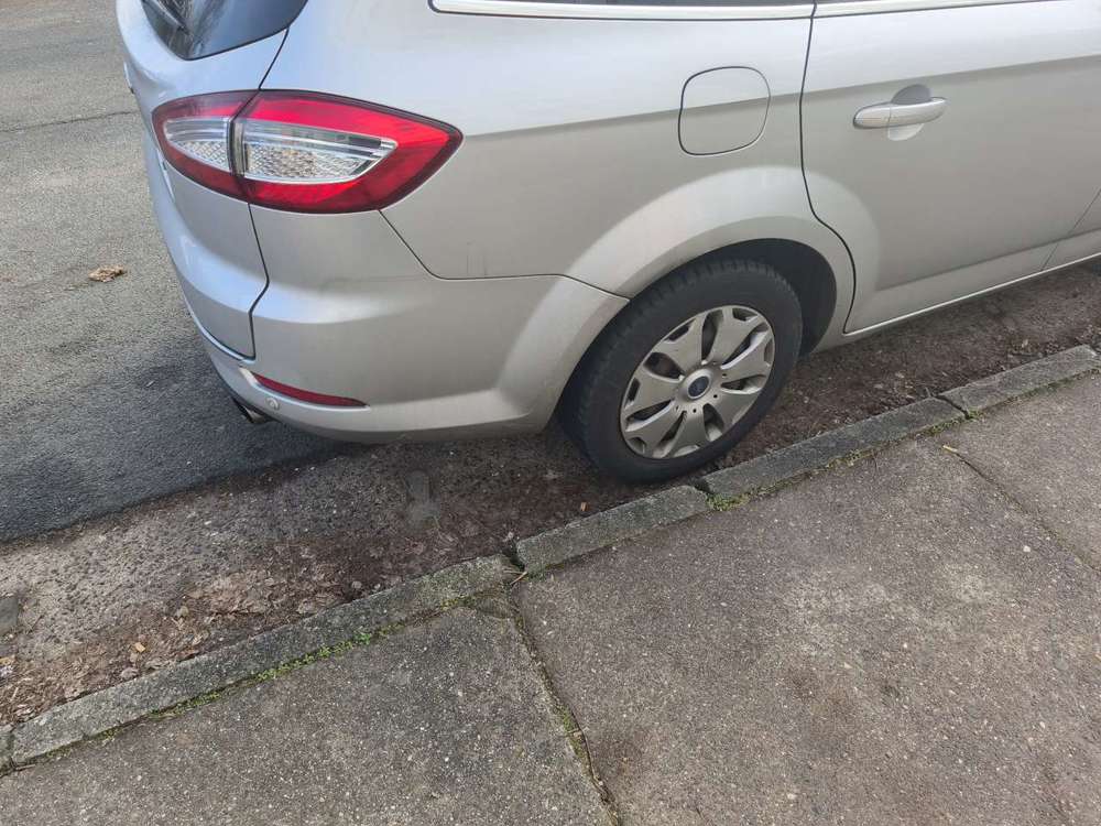 Ford Mondeo Titanium (09.2010->)