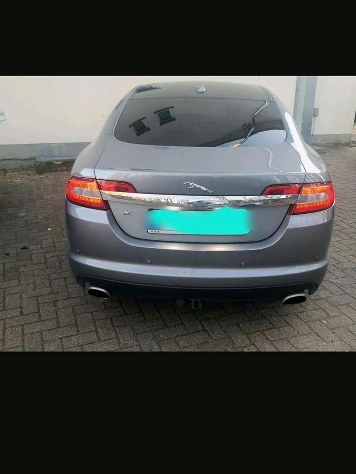 Jaguar XF 2.7 V6 Diesel Premium Luxury