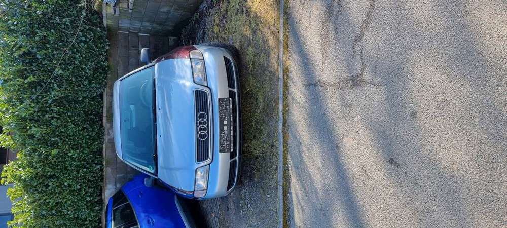 Audi A4 1.6