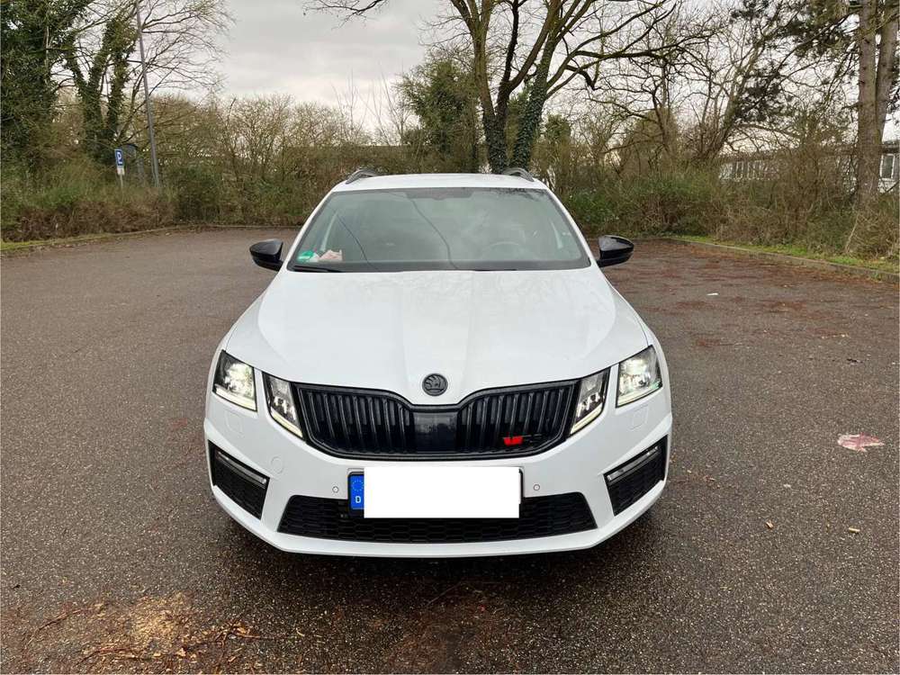 Skoda Octavia Combi 2.0 TSI DSG RS