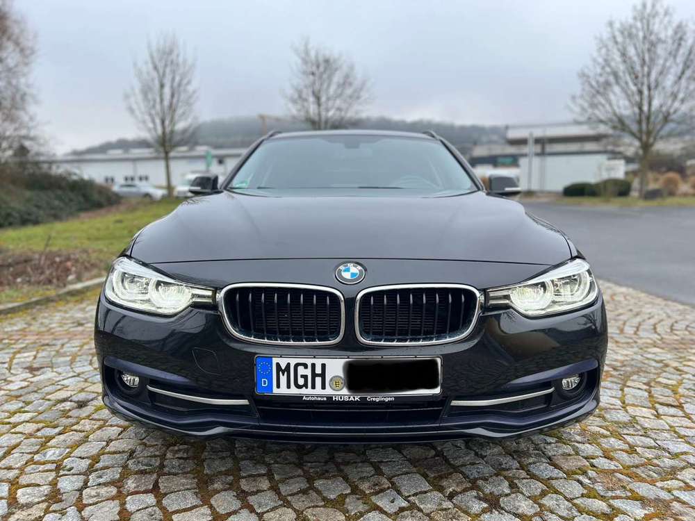 BMW 318 318d Touring Aut.Sport Line