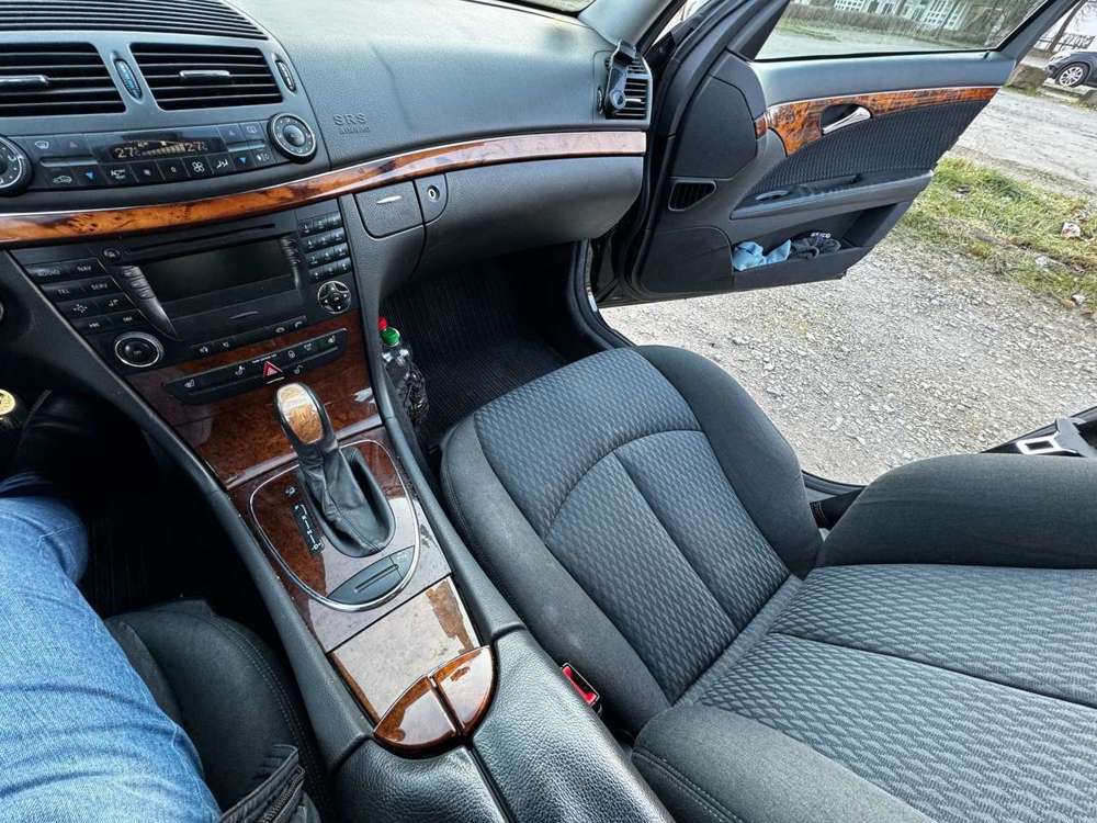 Mercedes-Benz E 240 E 240 (211.061)