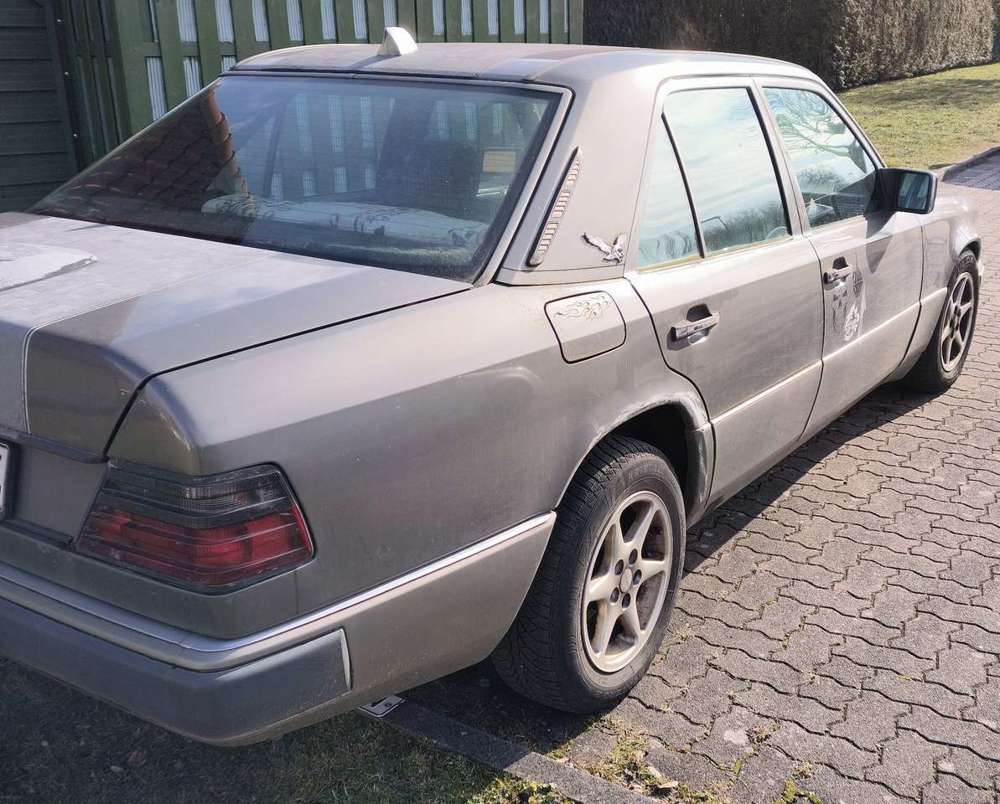 Mercedes-Benz E 220 W124 Automatik