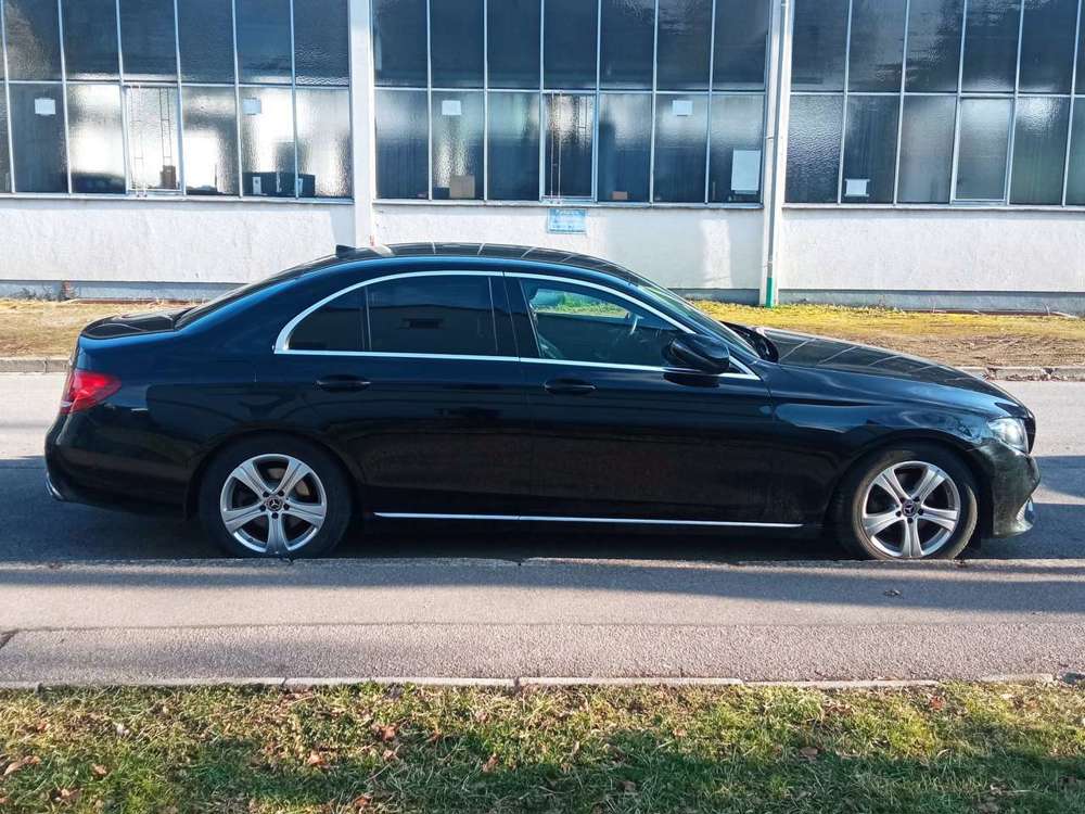 Mercedes-Benz E 200 E 200 d 9G-TRONIC
