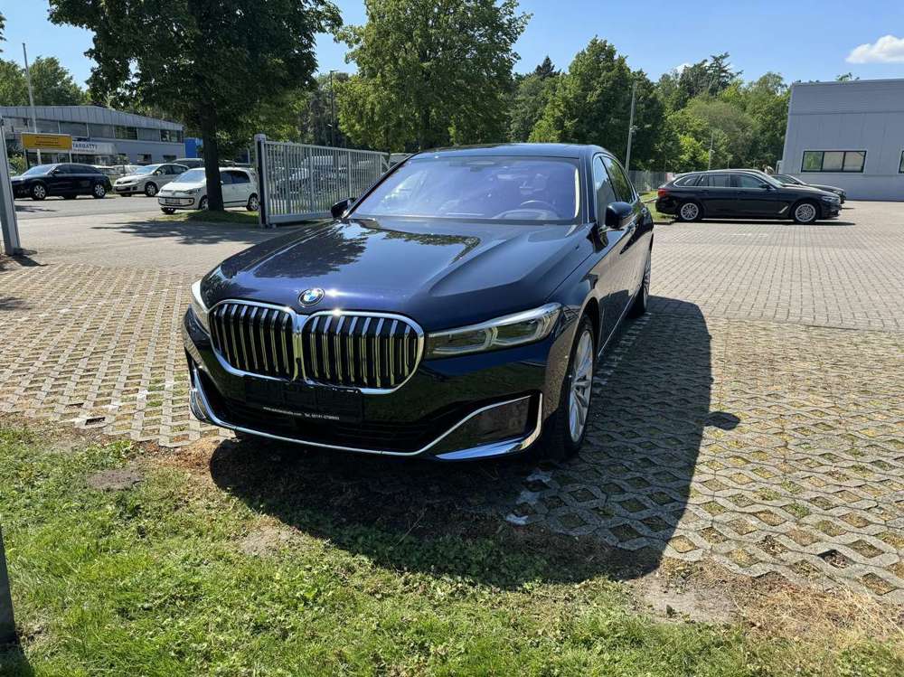 BMW 750 750 L i xDrive