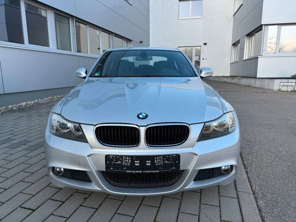 BMW 320 320i