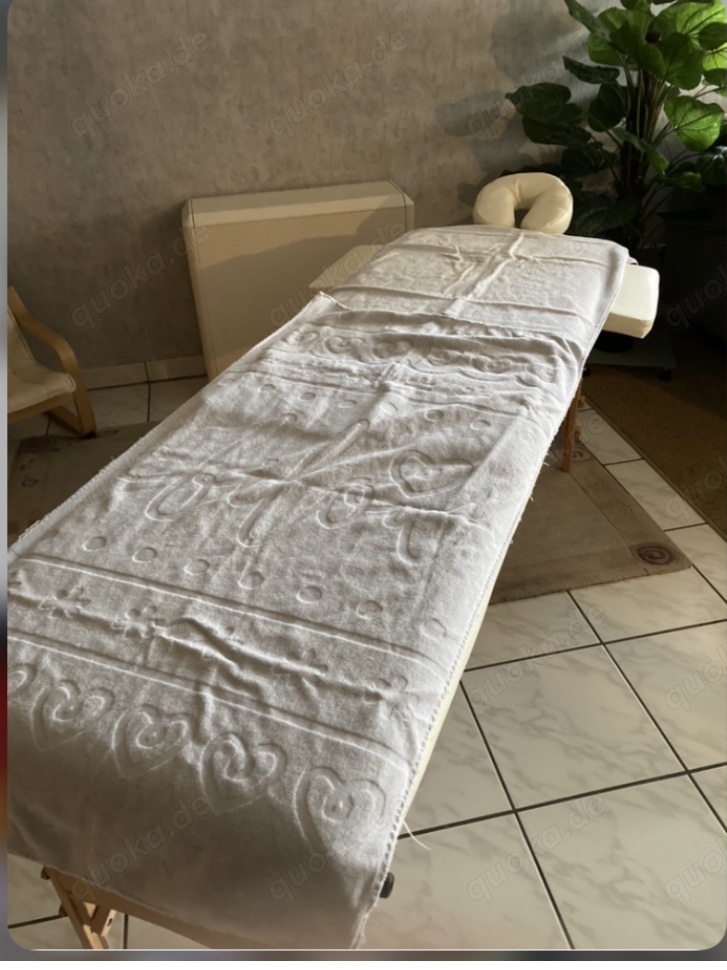 Entspannungs und Relaxmassagen für Frauen ( auch für Massage unerfahrene ab 18 Jahre )