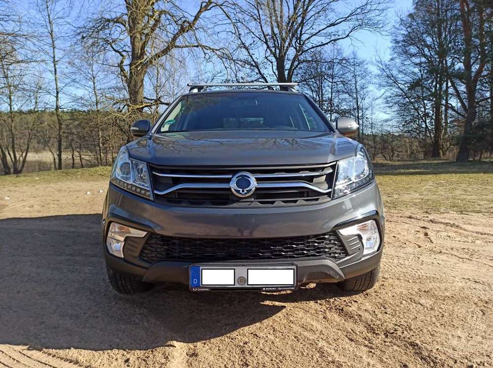 SsangYong Korando Korando 2.2 e-XDi 220 4WD AutomatikSapphire