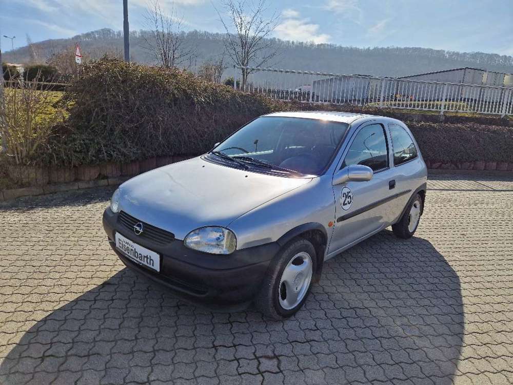 Opel Corsa 25 km/h !!!