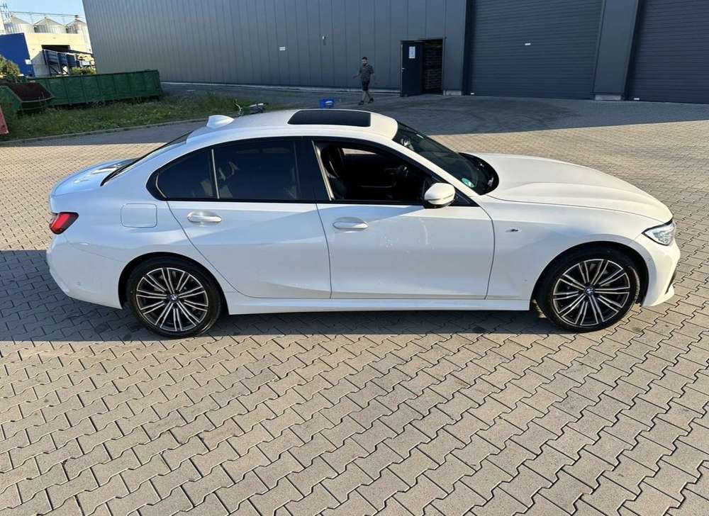 BMW 330 330 e M Sport