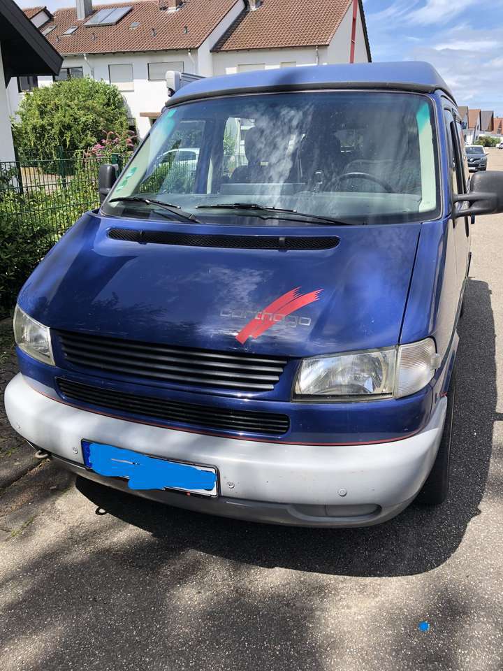 Volkswagen T4 Camper Carthago mit Hubdach
