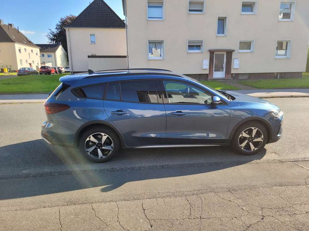 Ford Focus Focus Turnier 1.0 EcoBoost Hybrid ACTIVE X