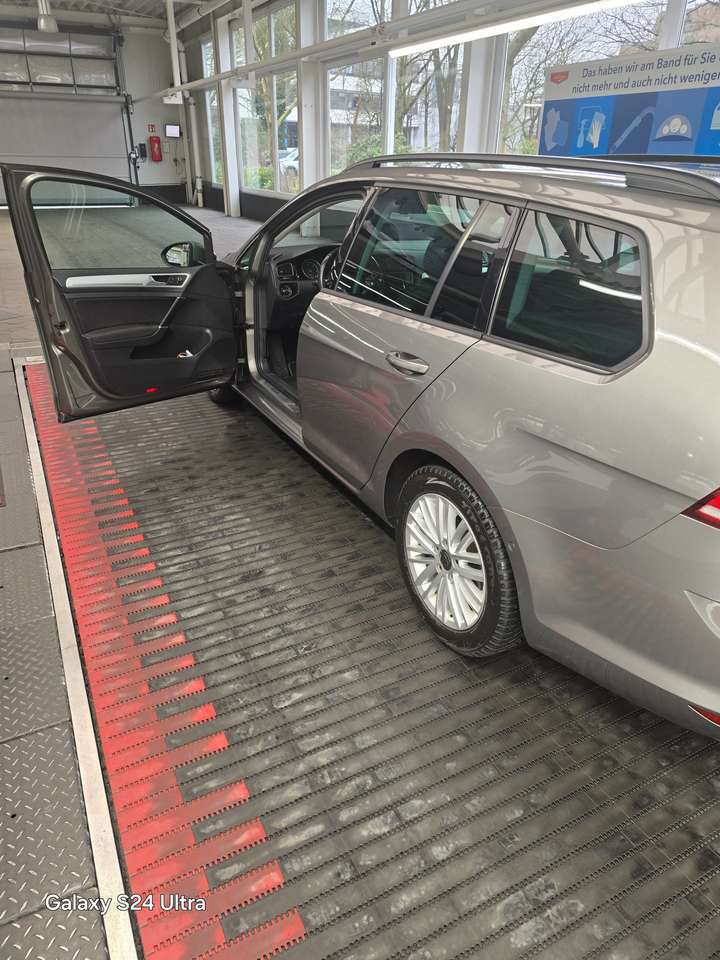 Volkswagen Golf Golf 1.6 TDI BlueMotion Technology DSG Cup