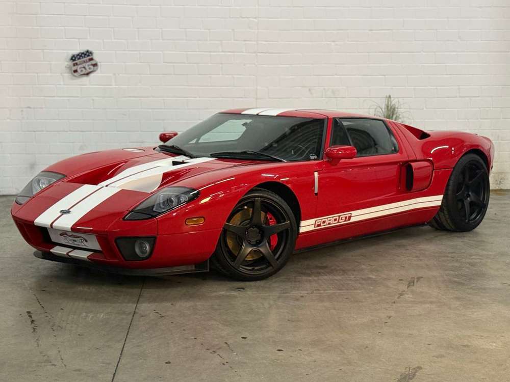Ford GT