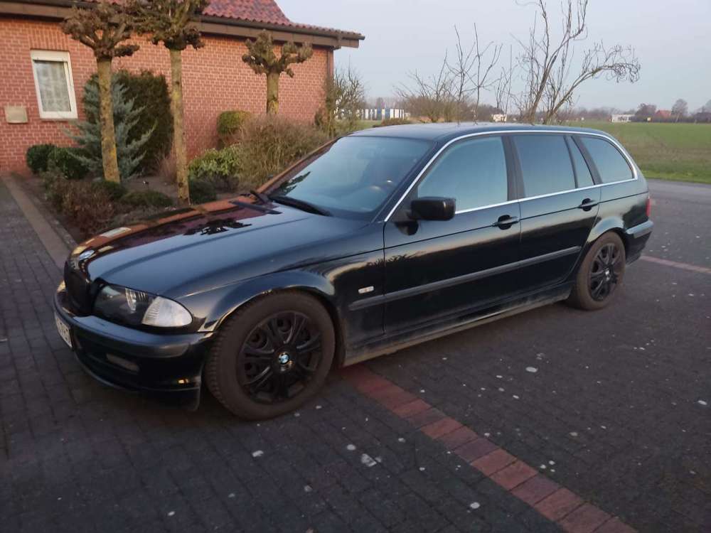BMW 320 3er 320i touring
